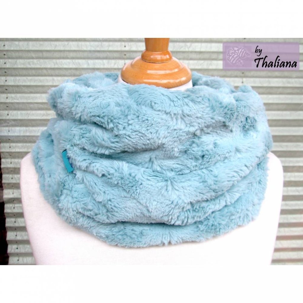 EISprinzessin eisblauer kuscheliger Loop Schal für Damen Bild 1
