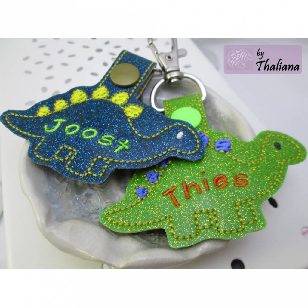 DINO personalisierbar mit Namen Anhänger für Jungs Bild 3