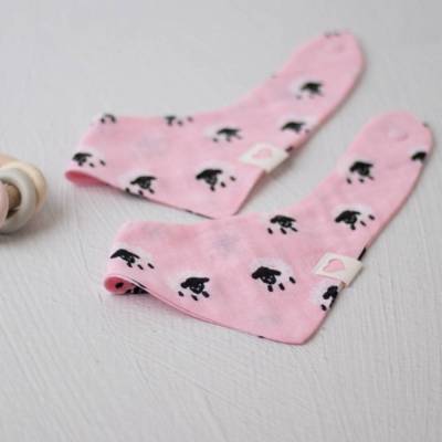 Halstuch für Babys Schafe, Dreieckstuch für Babys, Farbe: Rose, Weiches Babyhalstuch, Baby Geschenkideen