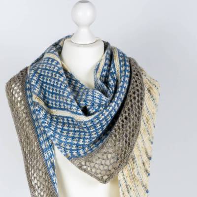 Strickanleitung Dreieckstuch Friesenblau