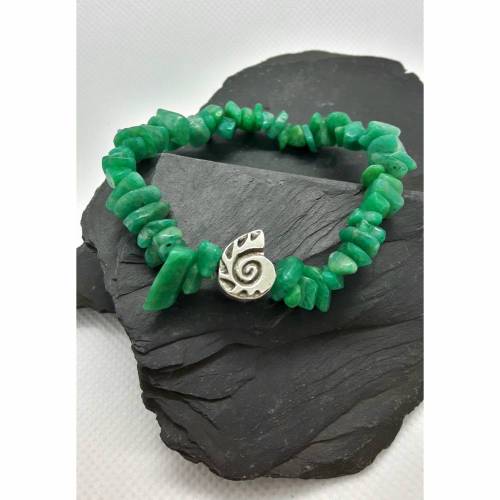 Edelstein-Armband aus Amazonit-Splittern und versilberter Schnecke/Muschel