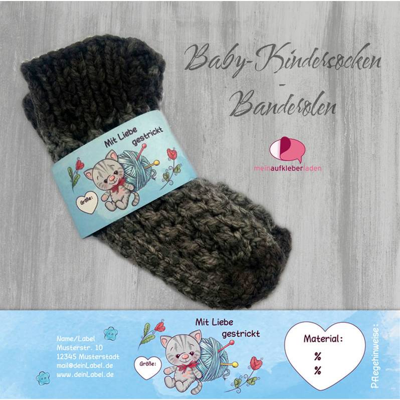 6 Baby - Sockenbanderolen: Mit Liebe gestrickt - blau Kätzchen - personalisierbar | mit transparente Klebepunkte Bild 1