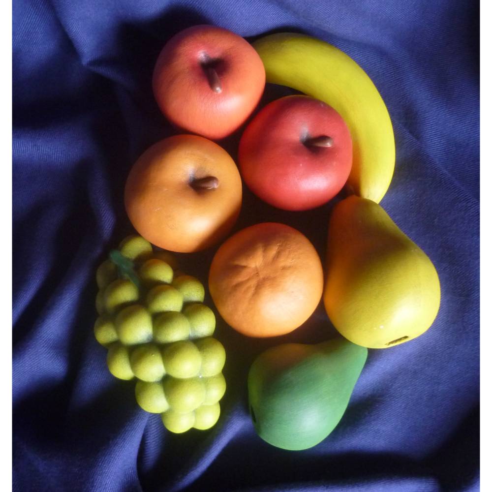 Obst aus Keramik.Apfel,Birne,Banane,Avokado,Weintrauben und Orange Unikat, Keramik,Handarbeit