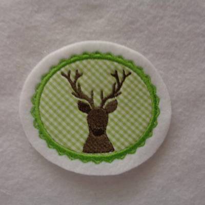 Applikation / Aufnäher oval mit gesticktem Hirschkopf