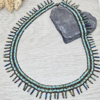„Türkis & Braun" – Handgefädeltes Collier mit maritimem Flair