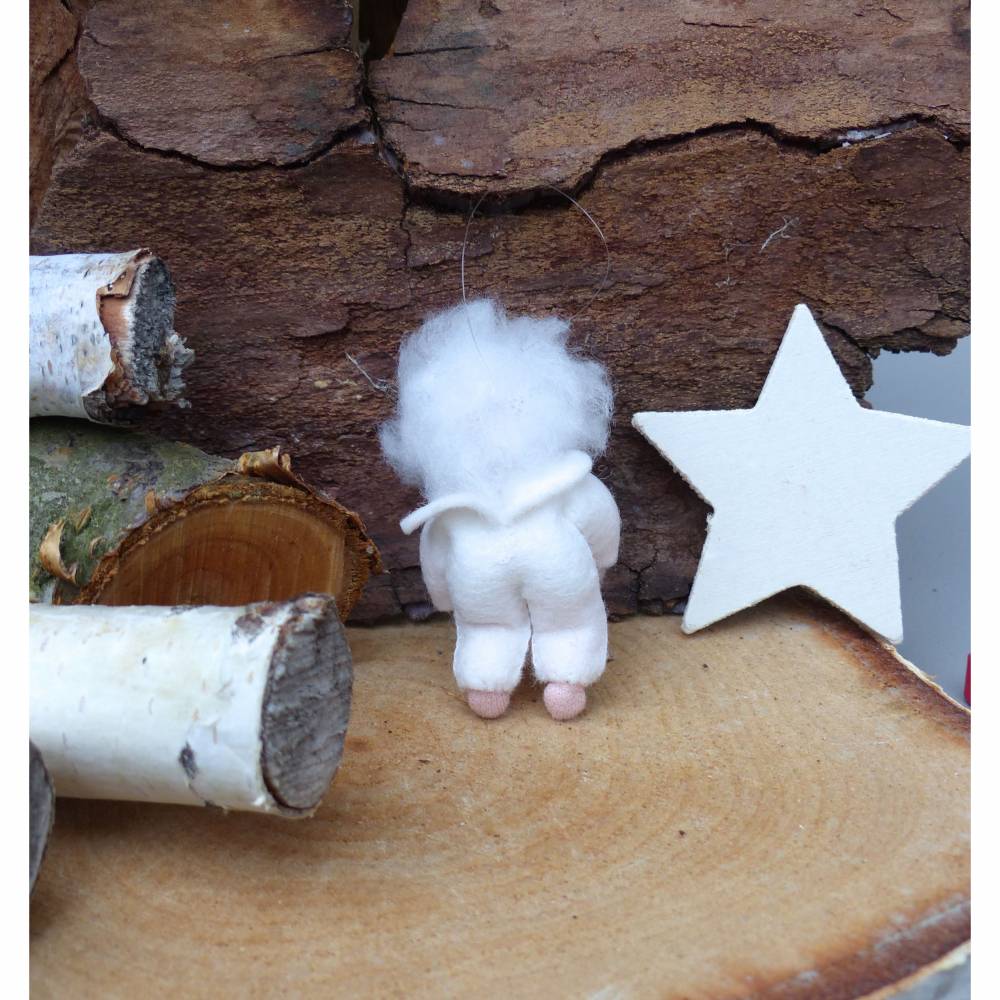 Schneeflocke-Anhänger, Blumenkind, Winter-Jahreszeitentisch, Christ-Baumschmuck für Weihnachten, Filzpüppchen oder Deko Figur Bild 4