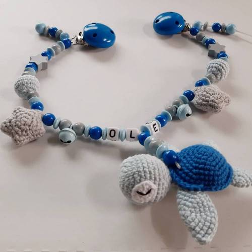 Kinderwagenkette mit gehäkelter Schildkröte und Sternchen - auch mit Name und in anderen Farben möglich