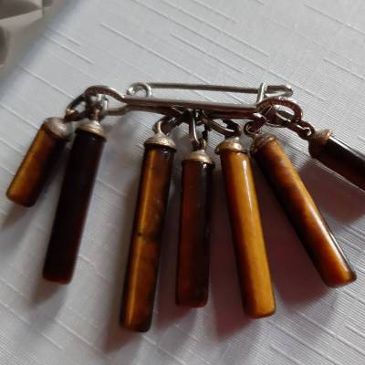 Ausgefallene vintage Brosche mit Tigerauge 