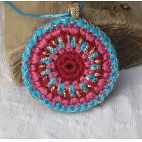 Bunte Mandalakette, gute Laune Häkelkette mit Glitzer
