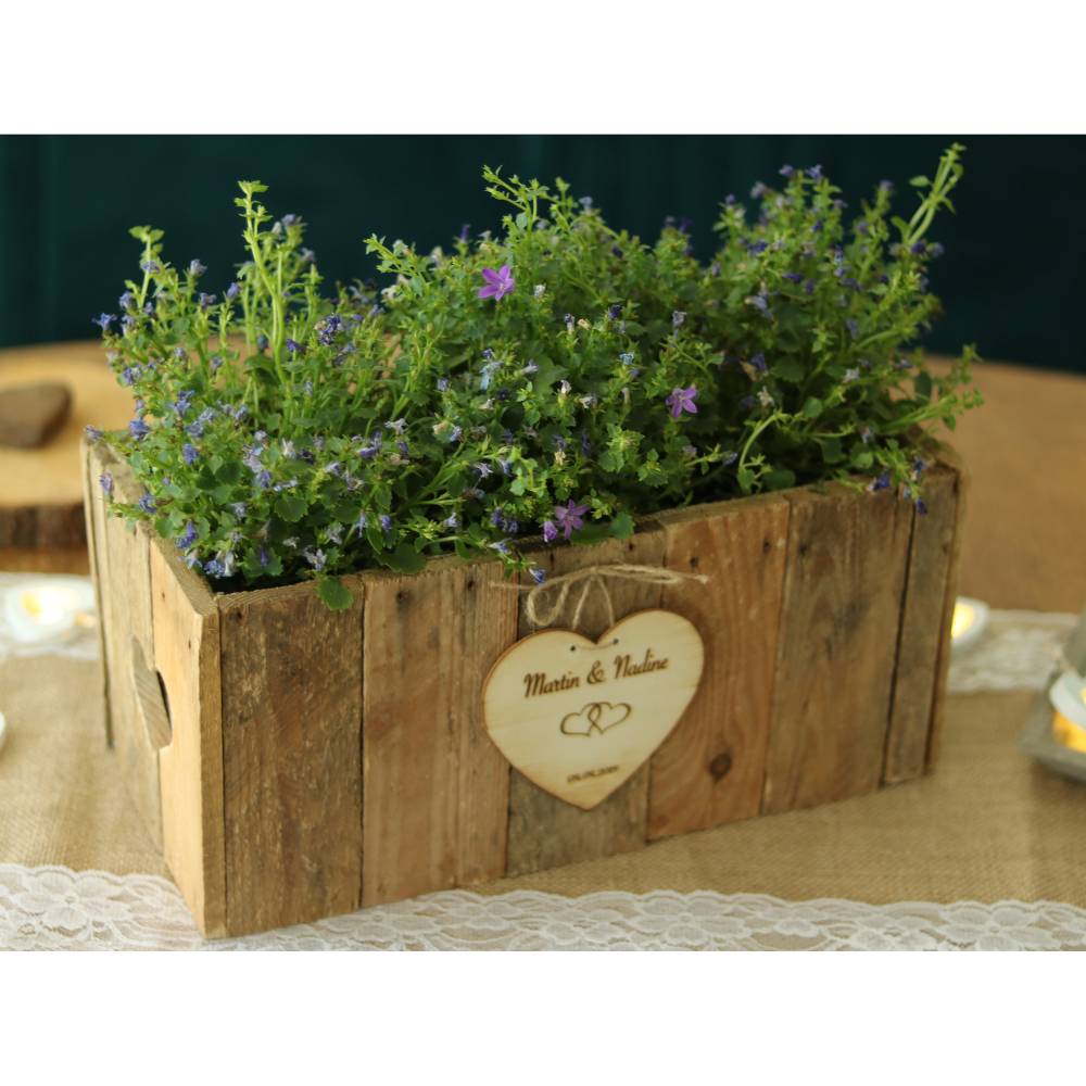 RUSTIKALE BLUMENKISTE aus alten Obstkistenbrettern Geschenk Brautpaar Hochzeit Holz TISCHDEKO Weinkiste Blumenkasten Graviert Personalisiert