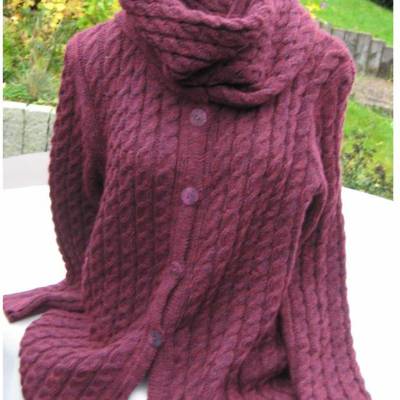 Strickjacke Damenstrickjacke mit separatem Schlauchschal aus Alpaka mit feinster Wolle Größe 38/40 
