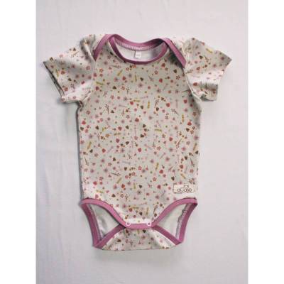 Blümchen Body kurzarm mit Schlupfausschnitt aus BIO-Jersey Alma von Lillestoff designed by Lillemo