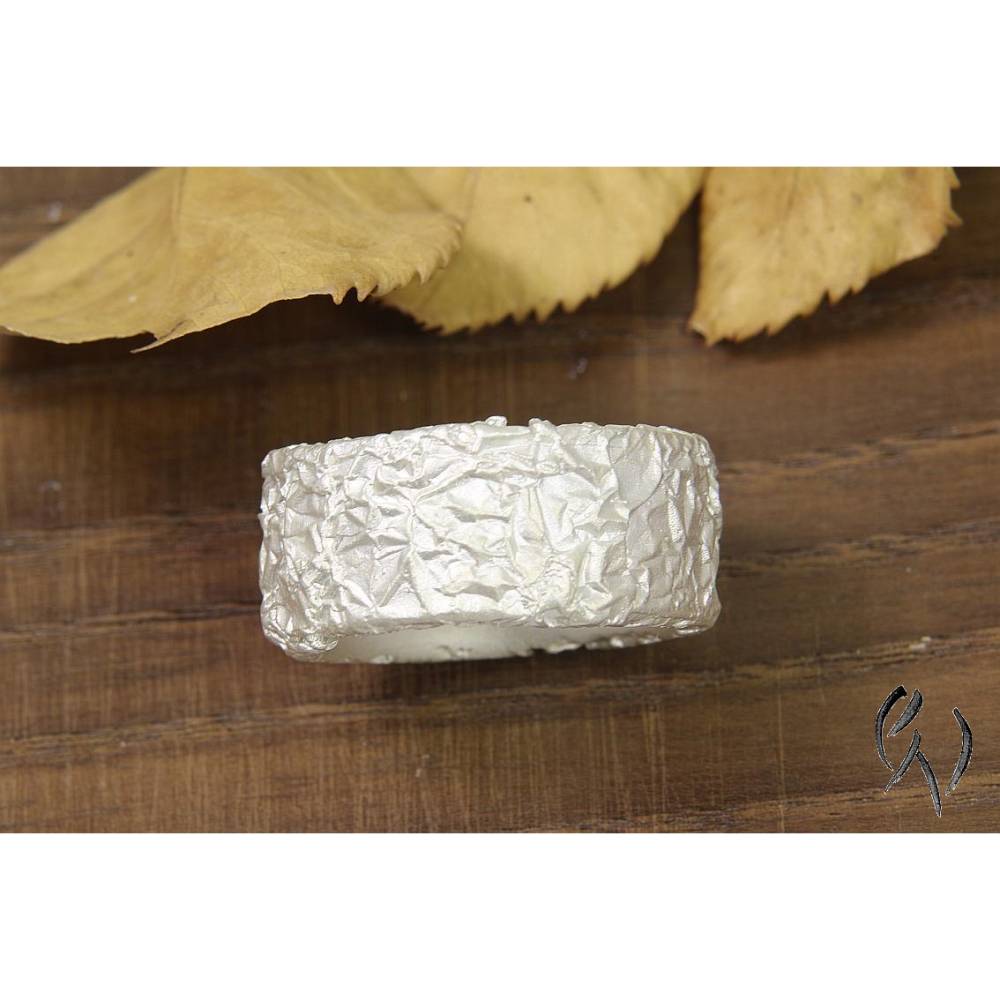 Breiter Ring aus Silber 925/-. Knitterring, ca 10-11 mm Bild 1