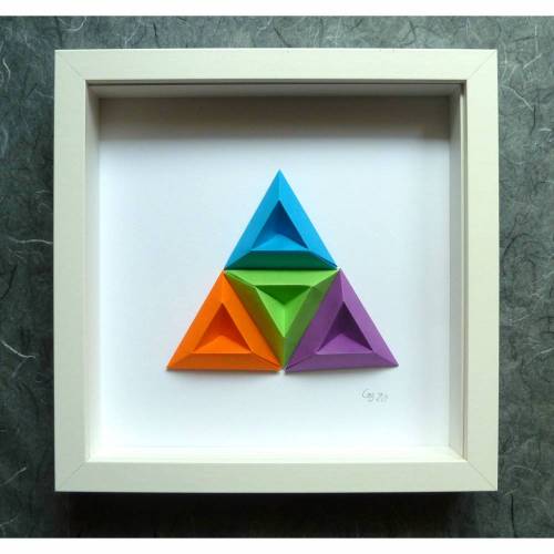 Tricone I // 3D-Wandbild aus Origami im Objektrahmen
