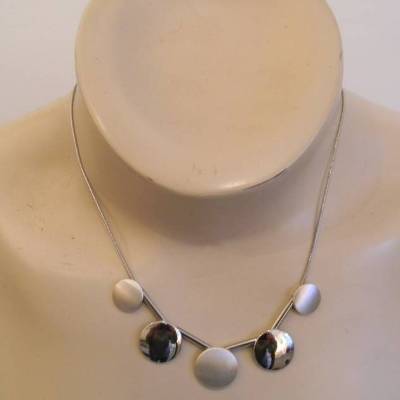 wunderschöne Halskette *** Collier *** silberfarbig