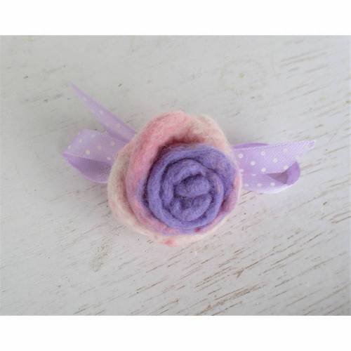 gefilzte Rose Filzblume Brosche zum Anstecken in lila rosa weiß