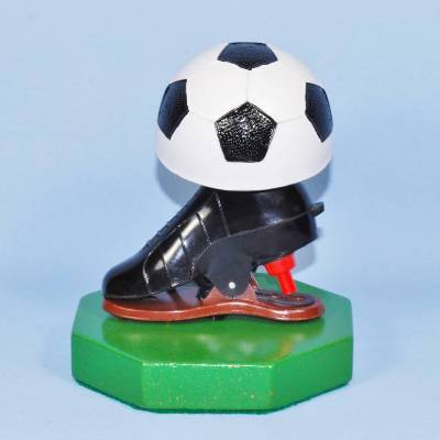 lustige Fußball Tischleuchte Unikat klein 16 cm Nachtlicht für Kinderzimmer upcycling vintage