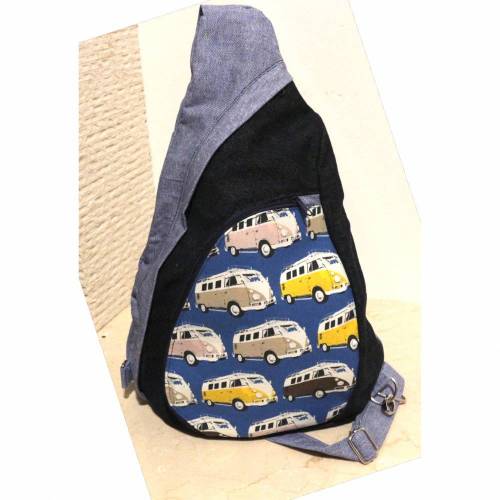 praktische Crossbag Bus mit vielen Taschen und Schutz vor Langfingern