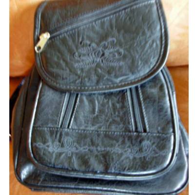 Vintage Leder-Rucksack mit Stickerei aus den 80er Jahren