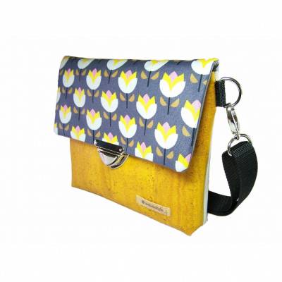 Handmade Damen Korktasche Tulips Farbwahl Schultertasche mit Mappenschloss nachhaltig vegan und fair