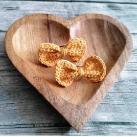 Süße Haarschleifen, gehäkelte Haargummis mit Schleife