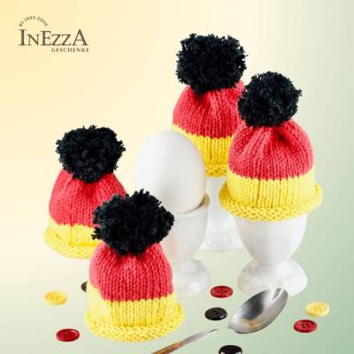 Set 4 Eierwärmer Deutschland schwarz-rot-gelb Fußball Sport Handball Fan-Artikel. Witziges Geschenk für SIE und IHN