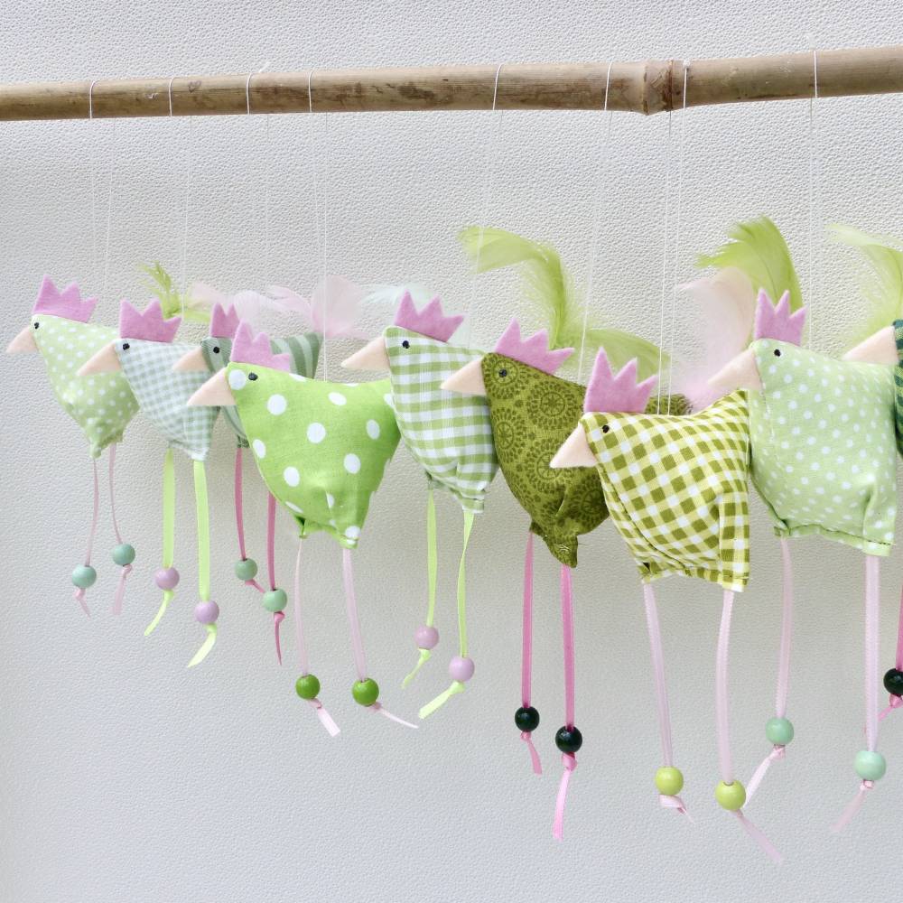 Hühner, Osterdeko, 13 St. Stoffhühner (10 kleine Hühner plus 3 Küken) Reserviert für Kirlagreen Bild 3