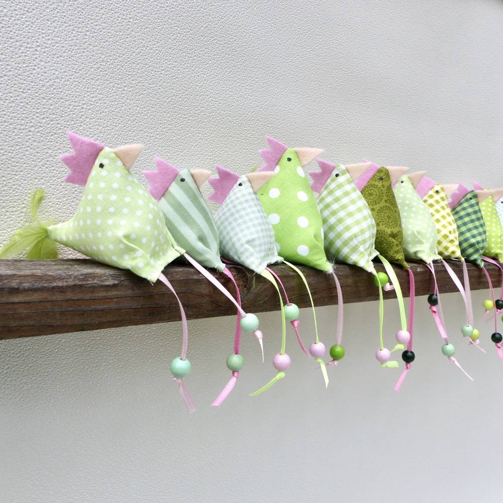 Hühner, Osterdeko, 13 St. Stoffhühner (10 kleine Hühner plus 3 Küken) Reserviert für Kirlagreen Bild 4