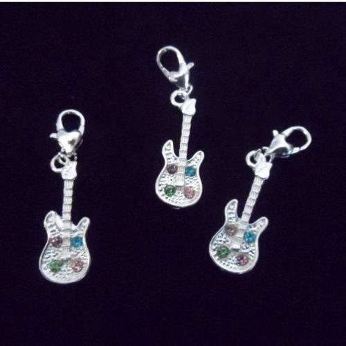 Schmuckanhänger Gitarre mit Karabiner