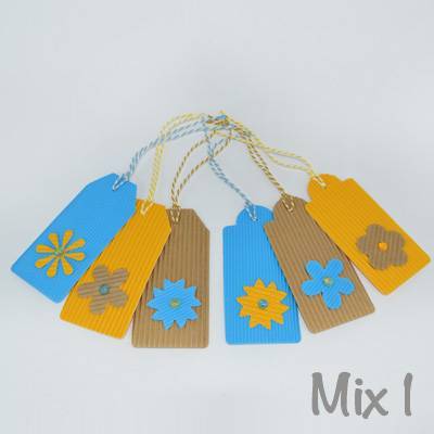 6 GESCHENKANHÄNGER MIT BLUMEN