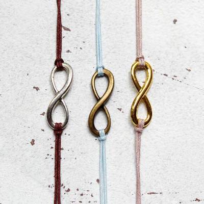 Infinity • Macramee Armband | Farbwahl | Armschmuck | Geschenk Frau | Freundin | Schwester | Mama
