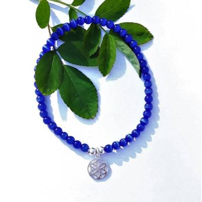 Cateye-Perlenarmband in blau mit Mandala Anhänger aus 925 Silber