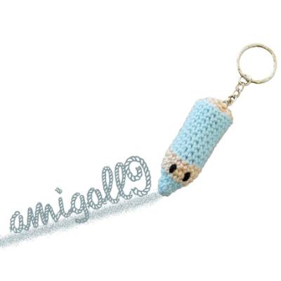Häkelanleitung für den Schlüsselanhänger Buntstift Blue