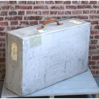 alter Metallkoffer Vintage Koffer aus Metall