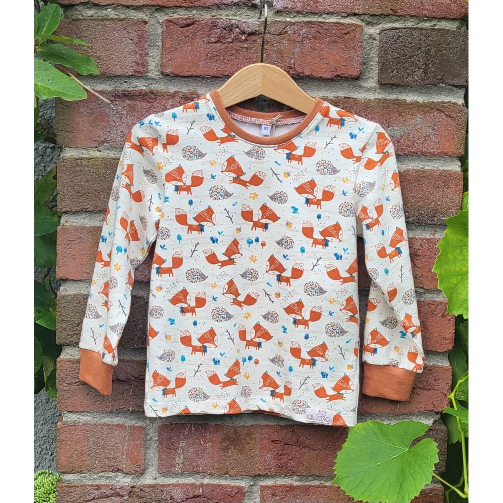 T-SHIRT aus weichem BIO Jersey "Fuchs und Igel" Bild 1