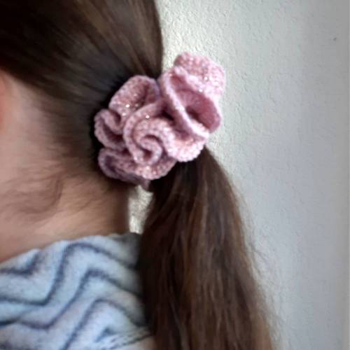Zopfgummi Haargummi gehäkelt rosa mit Glitzer