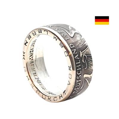 Dein ganz besonderes Schmuckstück – Lass dich von unserem individuellen Silberring aus einer 5 DM Münze von 1975 verzaub
