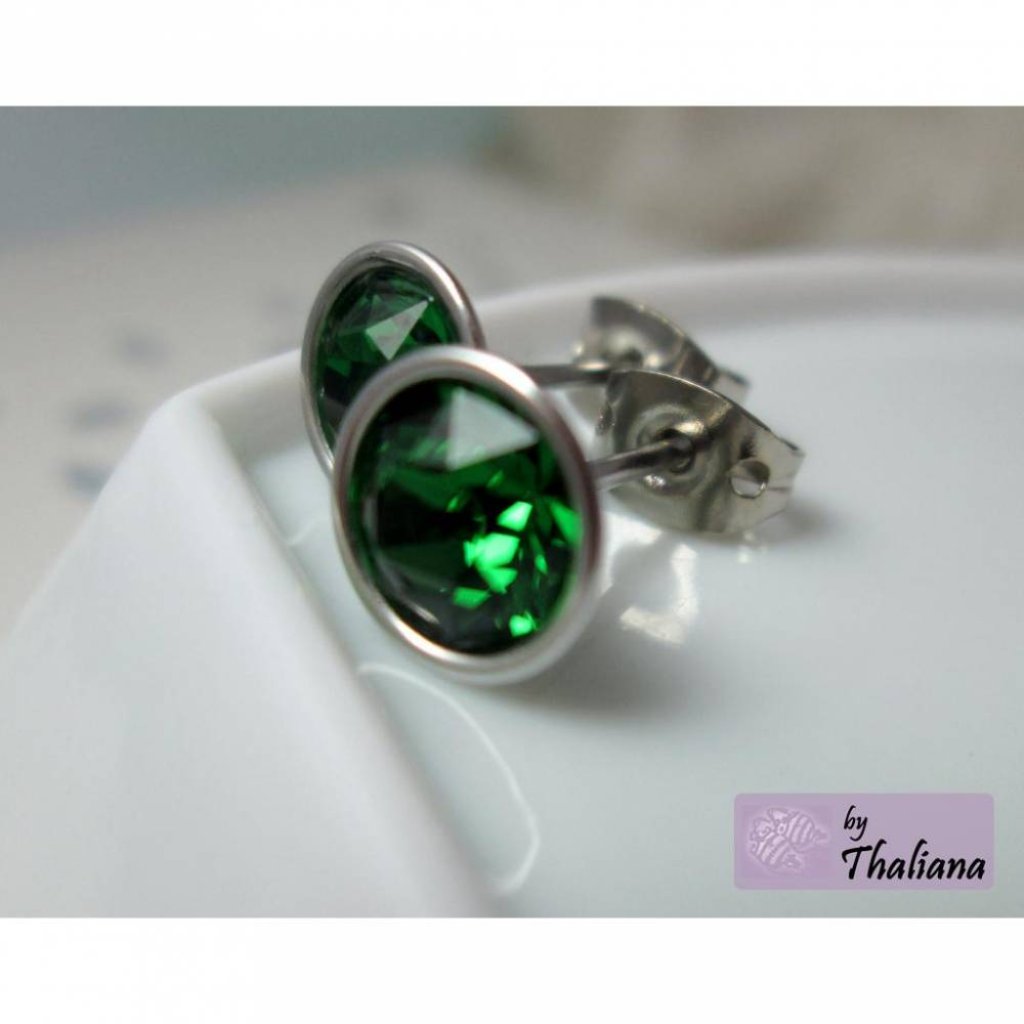 DRUIDENGRÜN Ohrstecker hochwertig dunkelgrün grün Bild 1