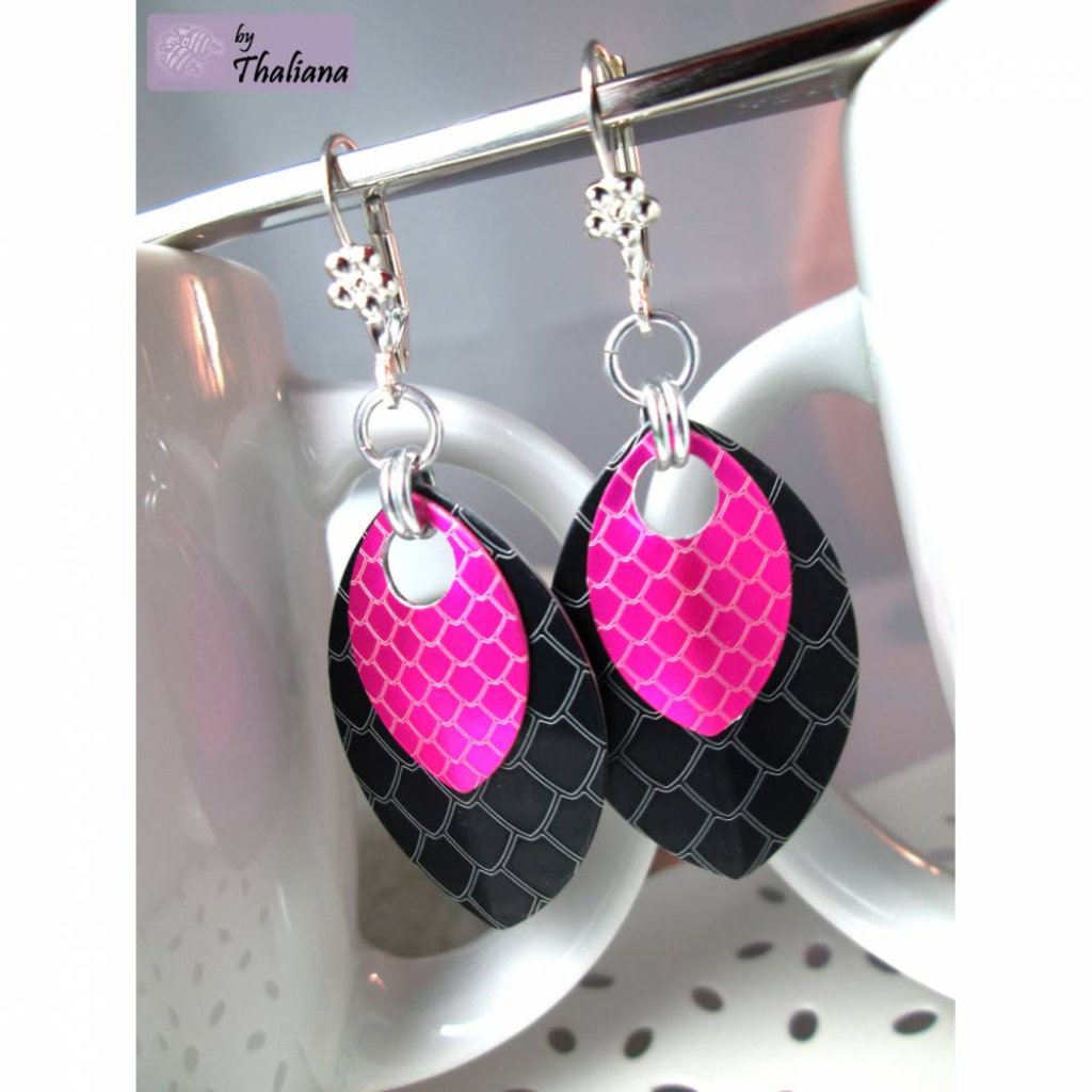 Drachenohrringe DragonScale Ohrringe Schwarz Pink Bild 2