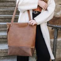 Lederfaserstoff Shopper & Umhängetasche Braun Dunkelbraun mit Reißverschluss