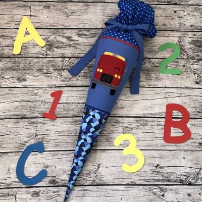 coole Schultüte / Zuckertüte Feuerwehr blau Tatütata Feuerwehrauto
