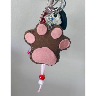 Bastelanleitung für den Schlüsselanhänger "Pfote"