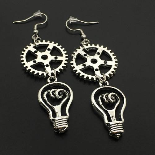 Steampunk Ohrringe „Leuchtmittel“