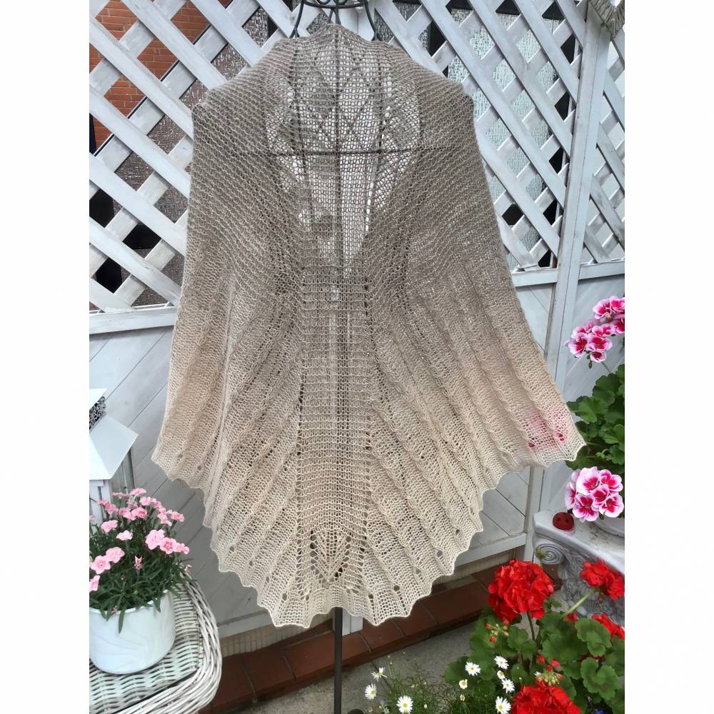 Schultertuch *DEZEMBERMOND* gestricktes Tuch mit tollem Zopfmuster Bild 3