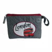 Bestickte Kulturtasche London grau Waschbeutel Kulturbeutel Schminktasche Krimskrams Kosmetiktasche Größe XL
