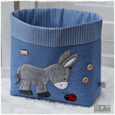 Utensilo blau/weiß mit Doodlestickerei 'Esel und Marienkäfer'