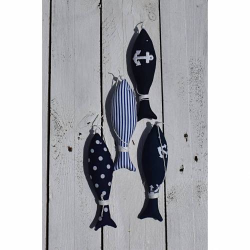 dunkelblau - weißer Fischschwarm, 4 Stofffische davon einer mit einem Anker bestickt