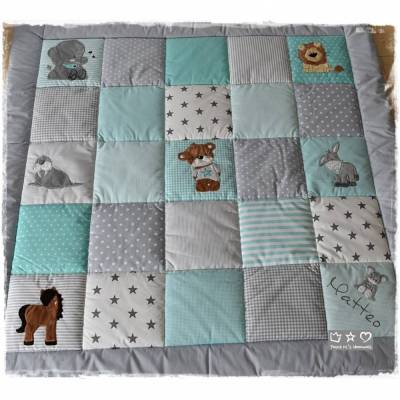 Krabbeldecke mint-grau mit Tieren und Wunschname