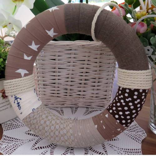 Türkranz Landhaus braun beige Herbst Patchwork Kranz t Deko Einzelstück Shabby Stoffkranz