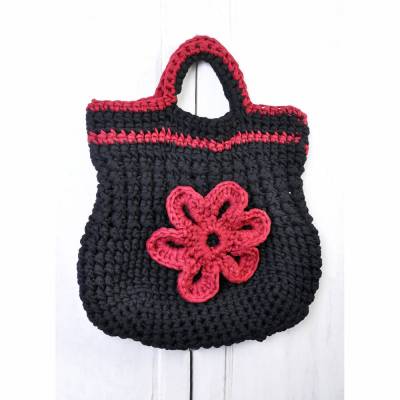 Häkel-Anleitung für eine Hand-Tasche aus Textilgarn mit Blume